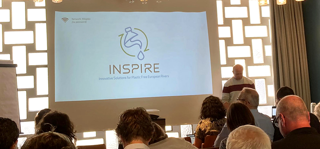 Investigadores UCA presentan en el marco del proyecto ‘INSPIRE’ el desarrollo de una base de datos sobre plásticos en los ríos europeos