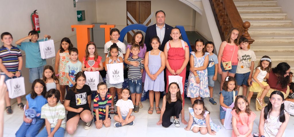 La UCA celebra la entrega de premios del Concurso de Dibujo “Ecosistema Azul” con una jornada de divulgación y creatividad infantil