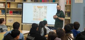 La UCA acerca a las aulas un proyecto divulgativo para transformar residuos orgánicos en abono y ...