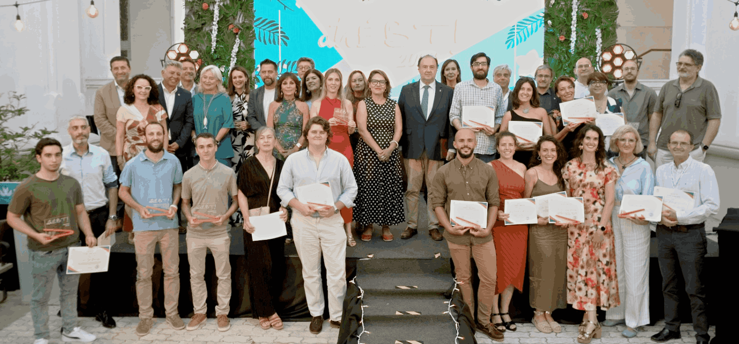 La UCA reconoce el talento emprendedor de su comunidad universitaria en la XVIII edición de los Premios atrÉBT!